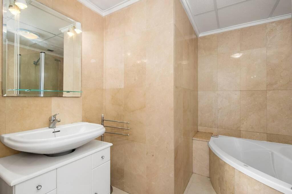 A beautiful 2 bedroom townhouse - Las Cerezas Ciudad Quesada Exterior foto